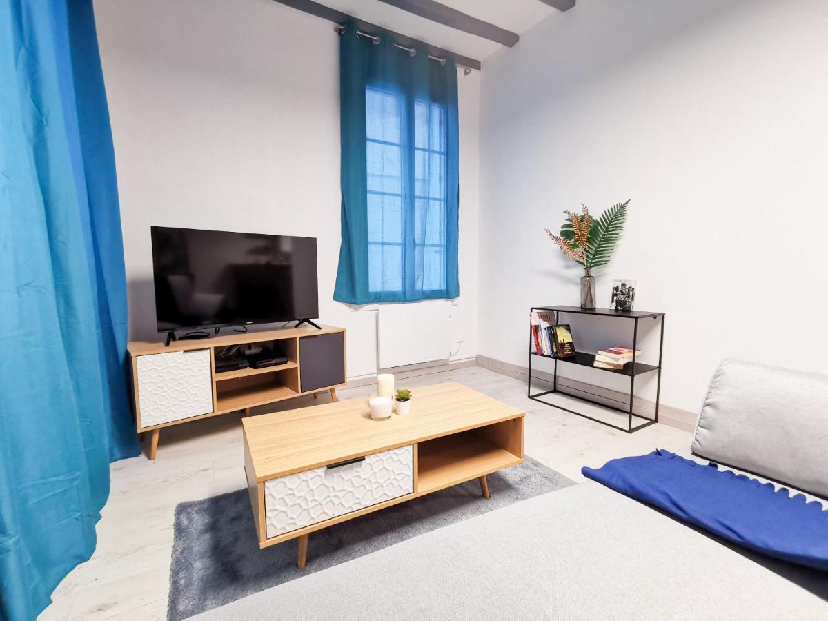 Appartement Ma Douce Charente - Superbe T3 Design Et Fonctionnel - Hyper Centre A Saintes Zewnętrze zdjęcie